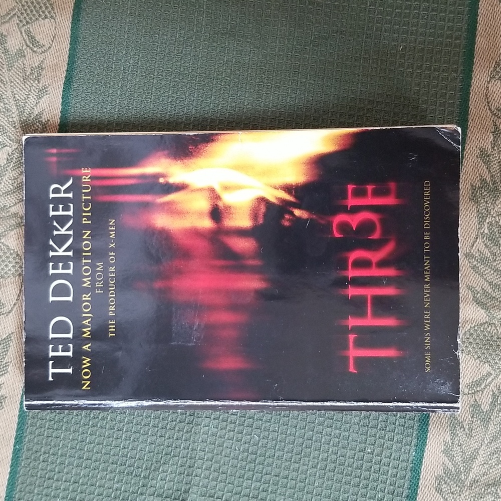 📚THREE, PAPERBACK